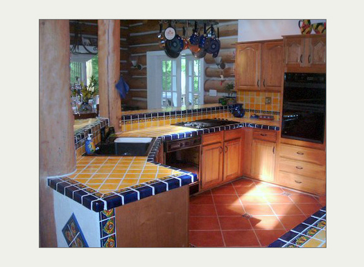 Kitchen Backsplash with Decorative Mural Using Angeles Talavera